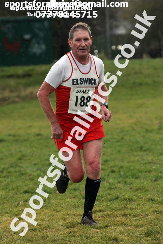 Womens 35s and over and mens 65 and over, 2018 North Eastern Masters, Darlington. Photo: David T. Hewitson/Sports for All Pics